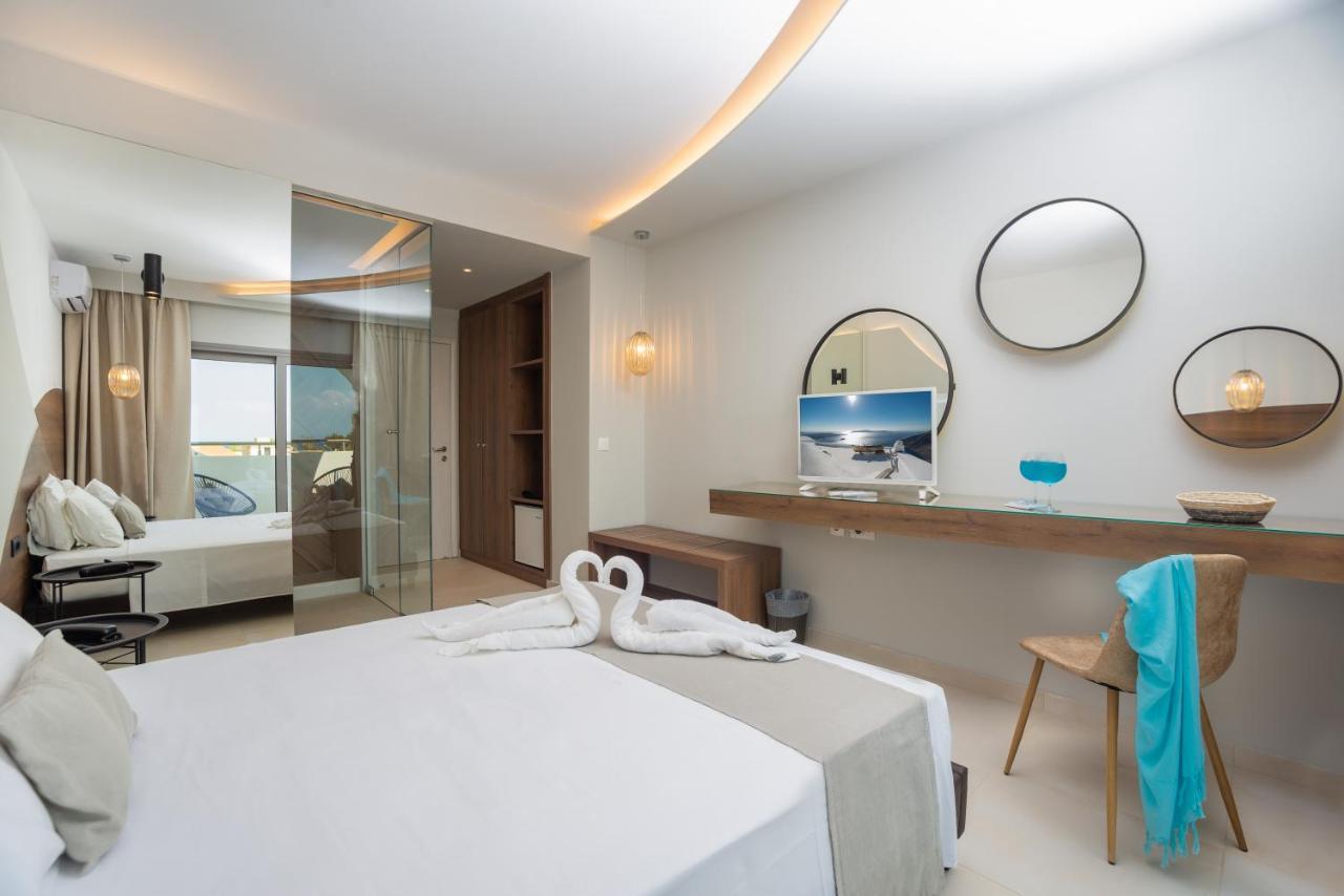 Happy Days Hotel, Adults Only Hotel