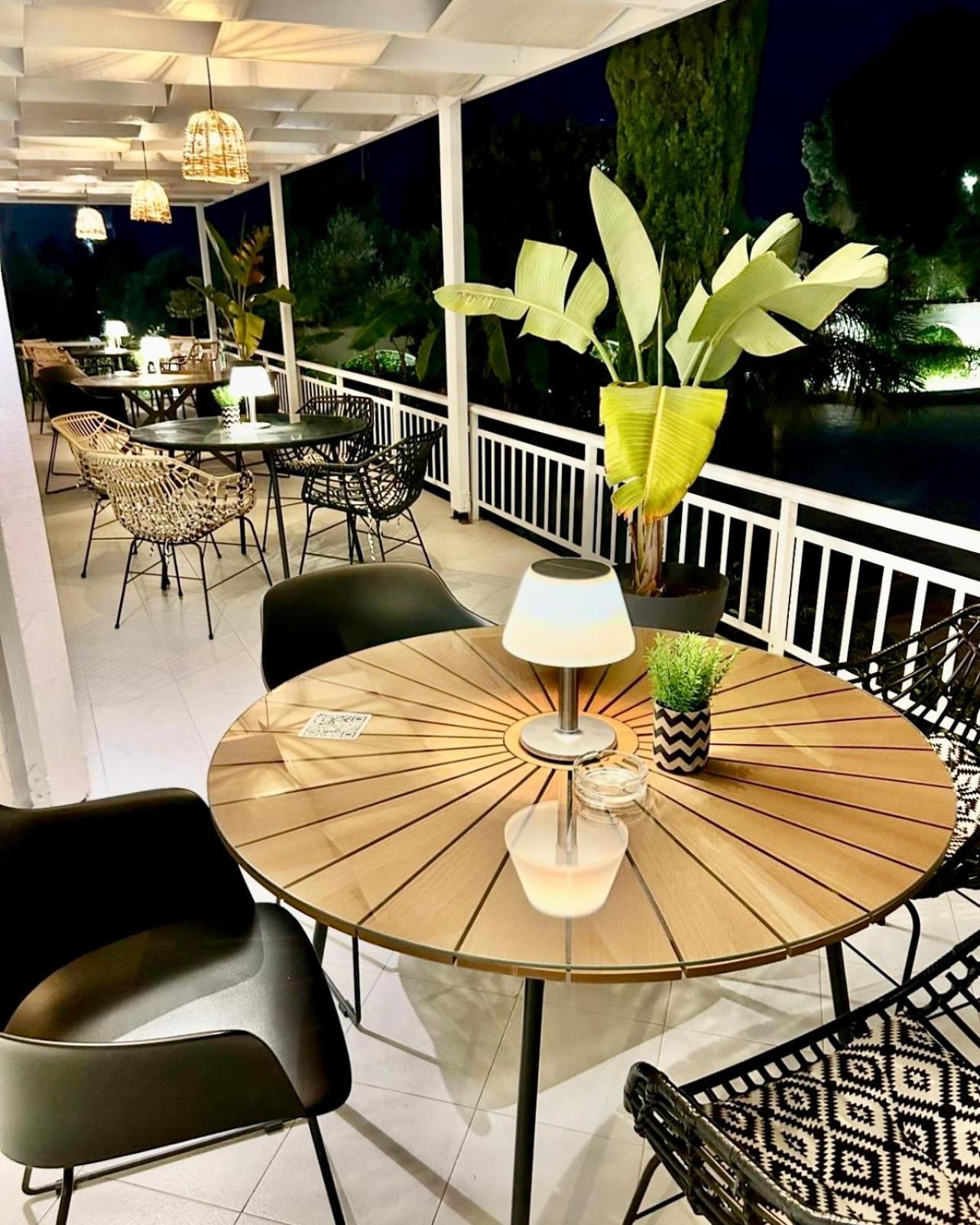 Happy Days Hotel, Adults Only Hotel Theológos